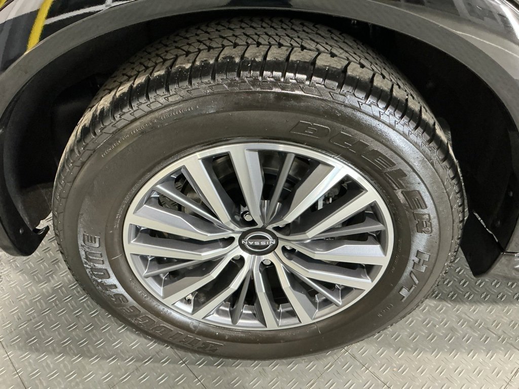 Used 2024 Nissan Armada SL w/ Captain's Chairs Package image 45