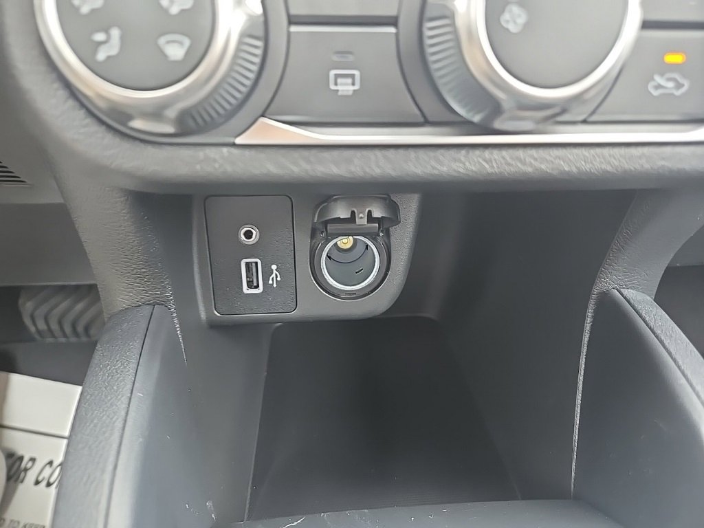 New 2025 Nissan Versa S w/ Trunk Package image 17