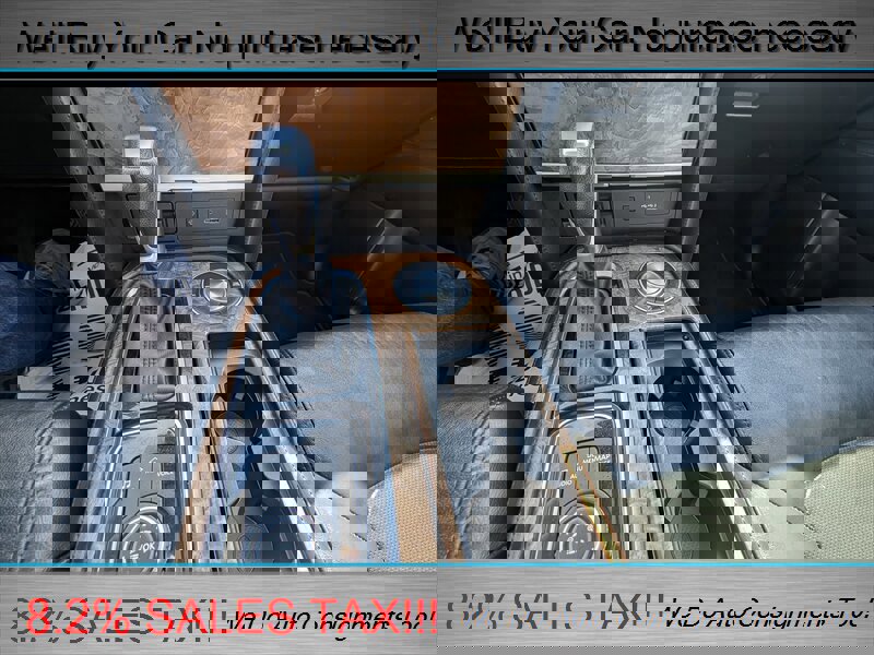 Used 2022 Nissan Armada SL w/ Captain's Chairs Package image 33