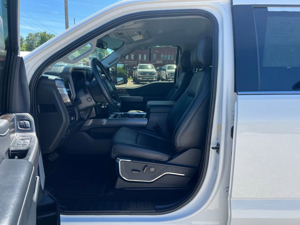 Used 2024 Ford F250 Lariat w/ Lariat Ultimate Package AWD/4WD image 12