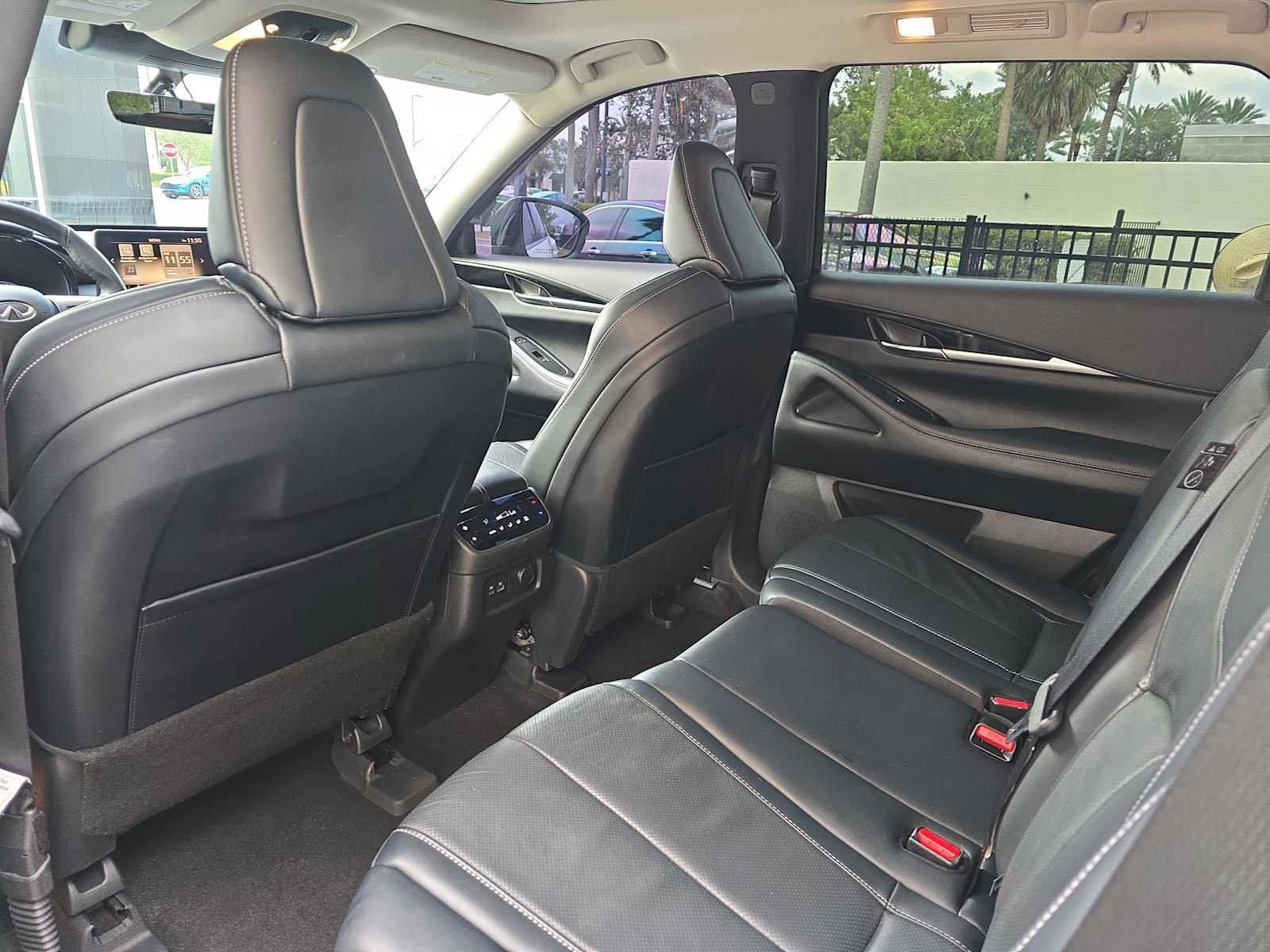 Used 2023 INFINITI QX60 Pure FWD image 11