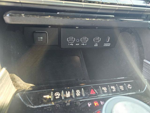 Used 2022 Jeep Wagoneer Series III w/ Premium Group I AWD/4WD image 50