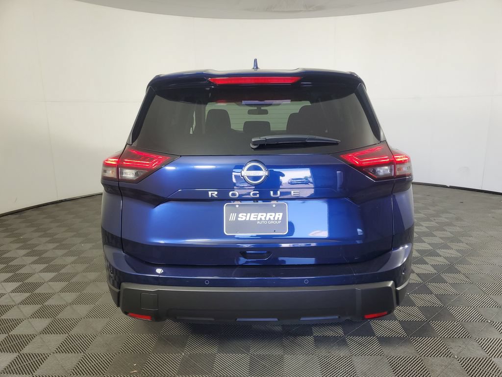 Used 2025 Nissan Rogue SV FWD image 5