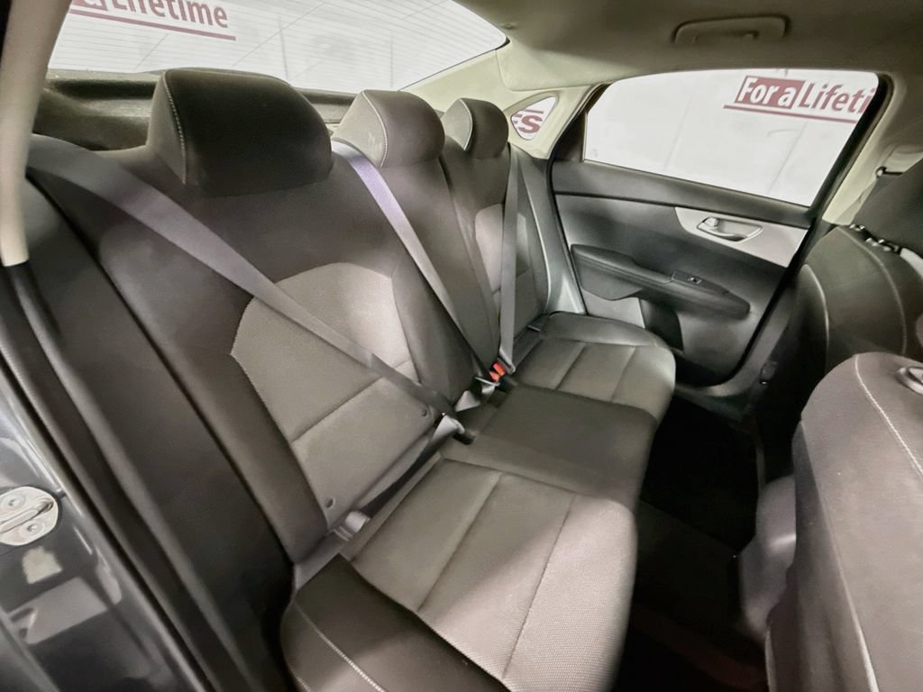 Used 2023 Kia Forte LXS FWD image 28