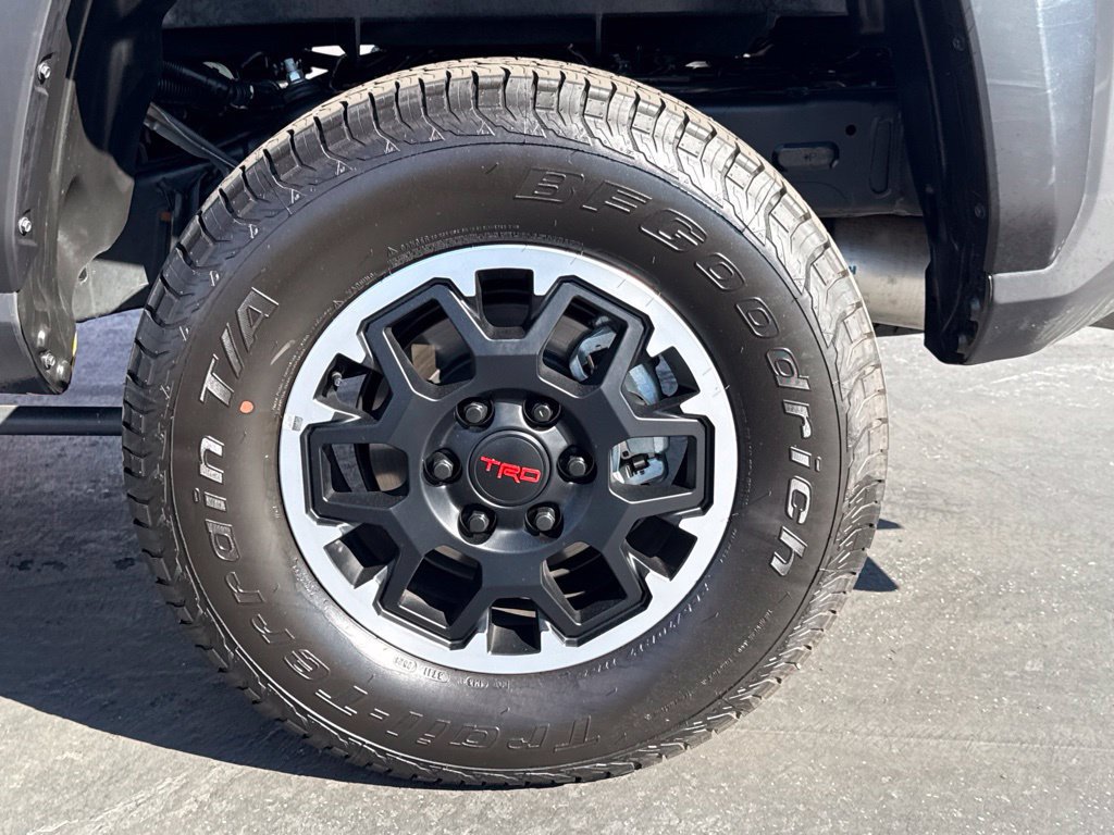 Used 2026 Toyota Tacoma TRD Off-Road AWD/4WD image 16