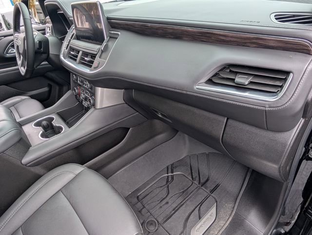 Used 2024 Chevrolet Suburban Z71 w/ Luxury Package image 19