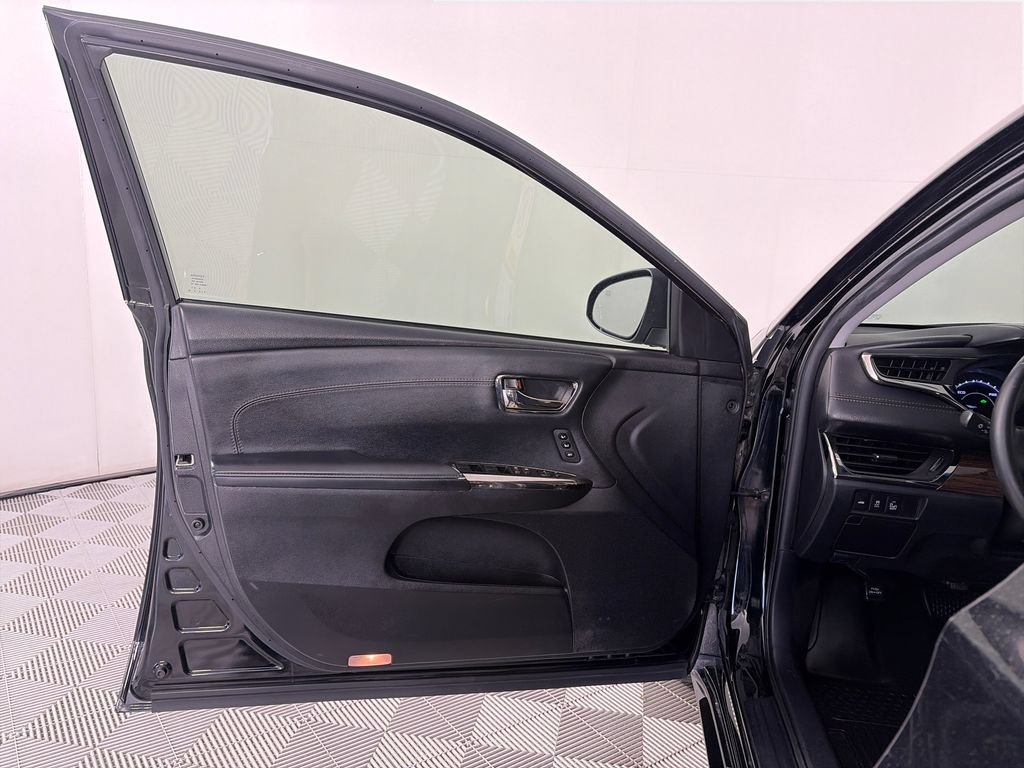 Used 2014 Toyota Avalon XLE Touring FWD image 10