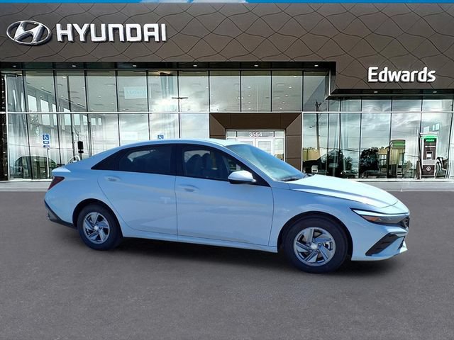 New 2026 Hyundai Elantra SE FWD image 7