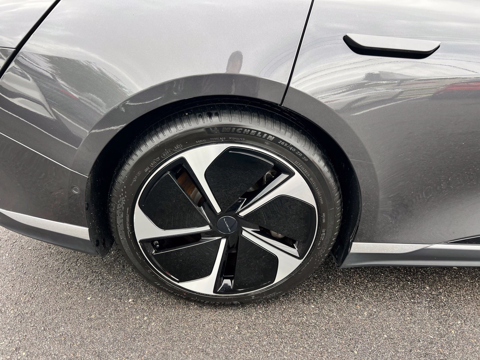 Used 2023 Lucid Air Touring AWD/4WD image 13