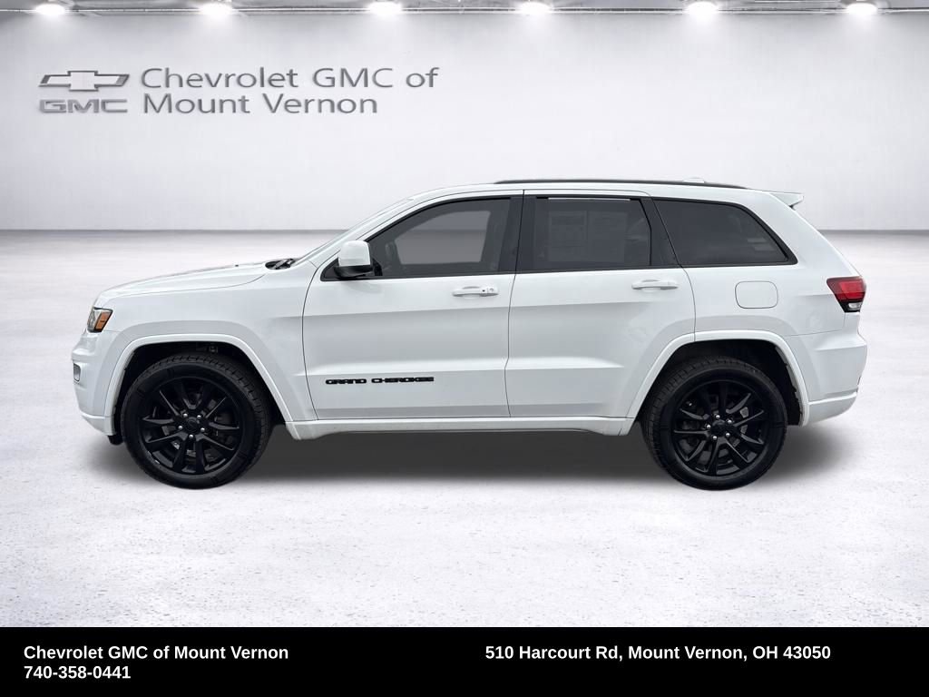 Used 2017 Jeep Grand Cherokee Altitude video 2