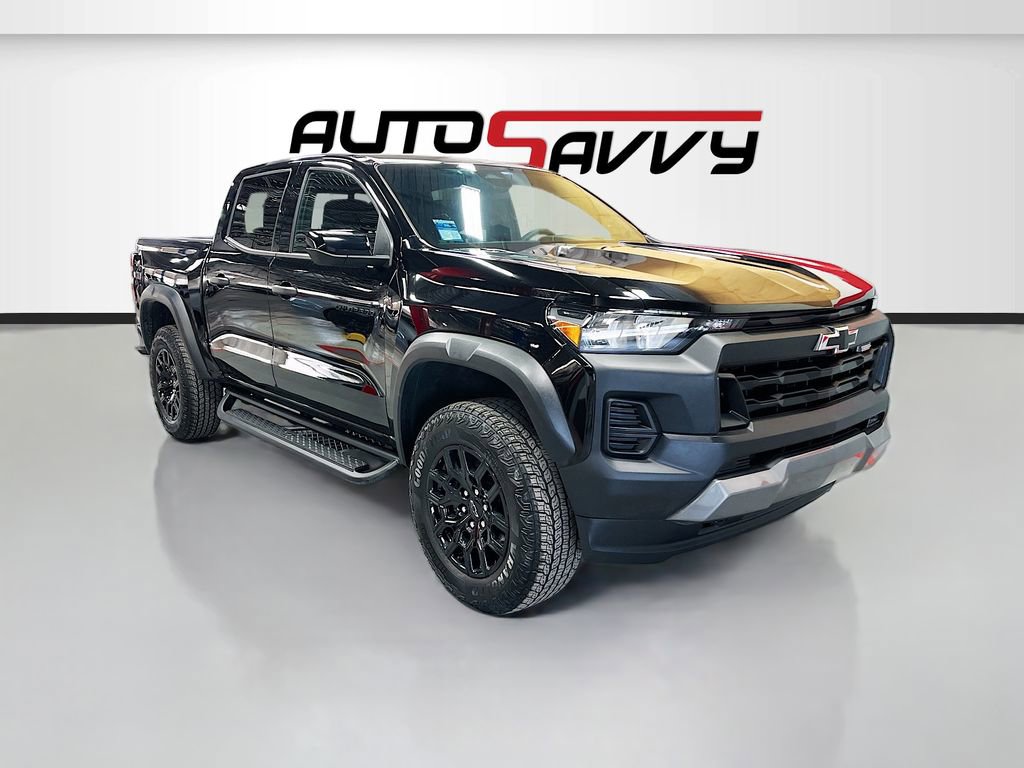Used 2024 Chevrolet Colorado Trail Boss w/ Advanced Trailering Package image 1