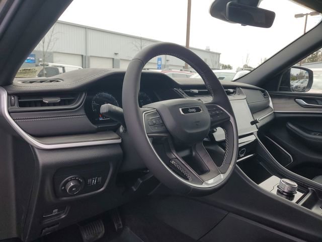 New 2026 Jeep Grand Cherokee Limited RWD image 21