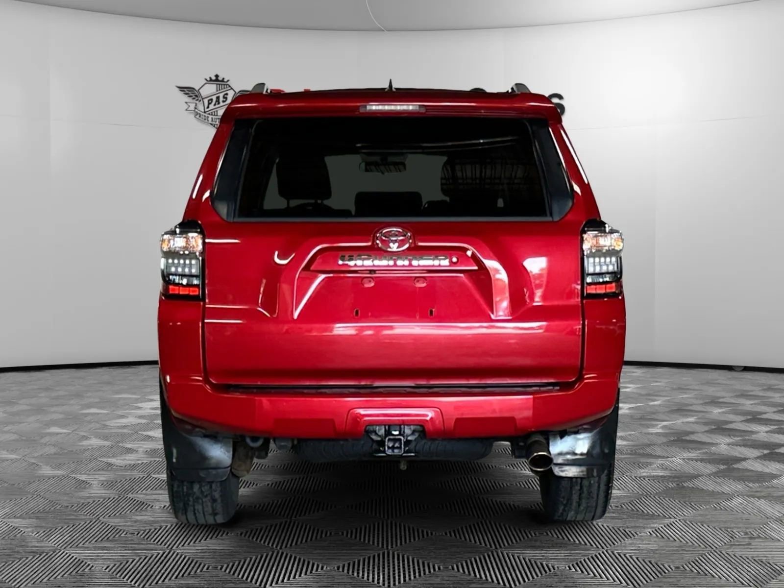 Used 2016 Toyota 4Runner SR5 AWD/4WD image 6