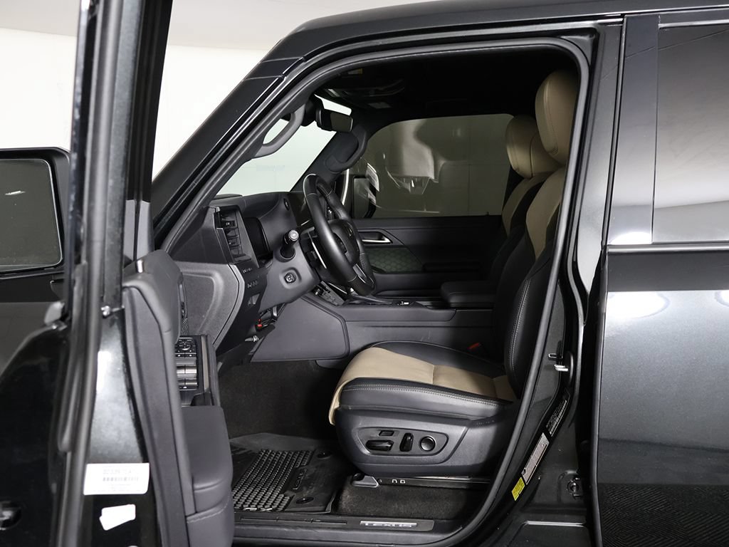 Used 2024 Lexus GX 550 AWD/4WD image 31
