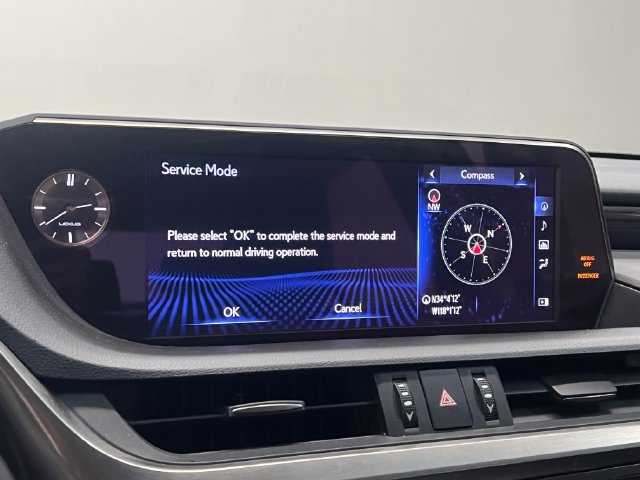 Certified 2021 Lexus ES 350 w/ Premium Package FWD image 19