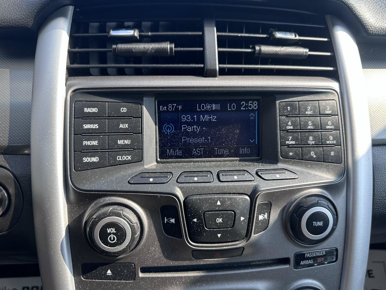Used 2013 Ford Edge SEL FWD image 28