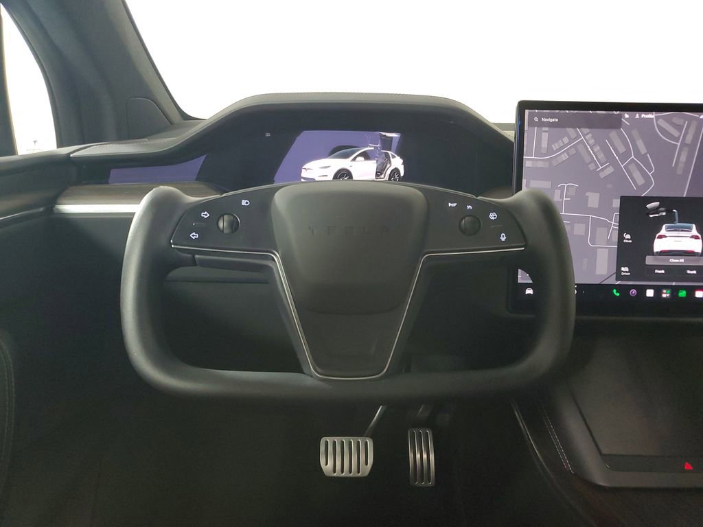 Used 2023 Tesla Model X AWD/4WD image 16