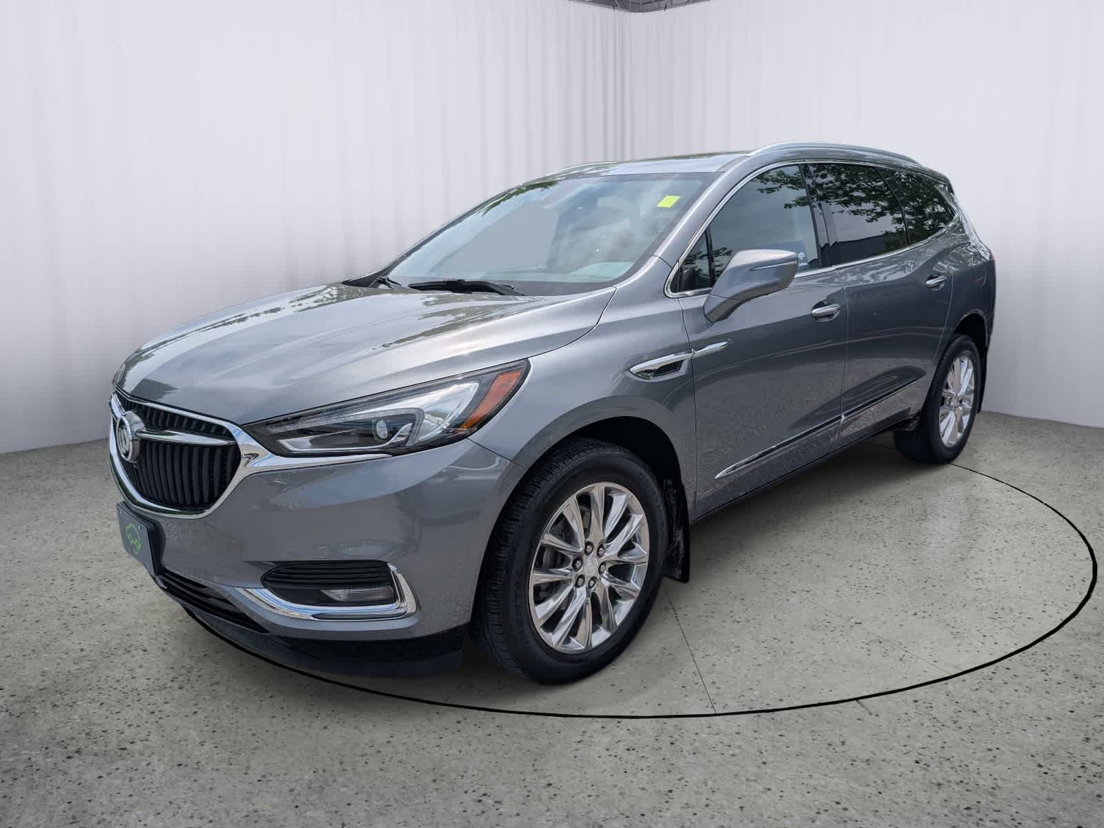 Used 2020 Buick Enclave Essence w/ Sound and Sites Package FWD image 6