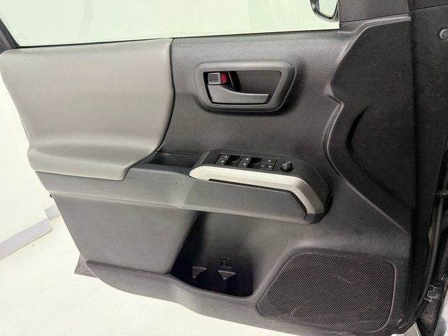 Used 2021 Toyota Tacoma SR5 image 16