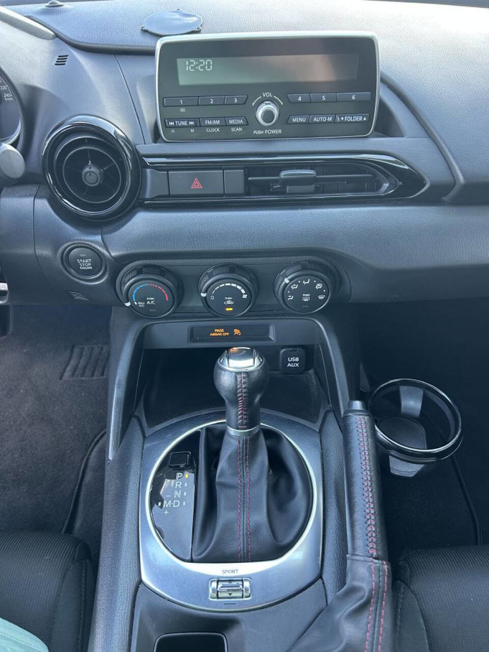 Used 2016 MAZDA MX-5 Miata Sport image 14