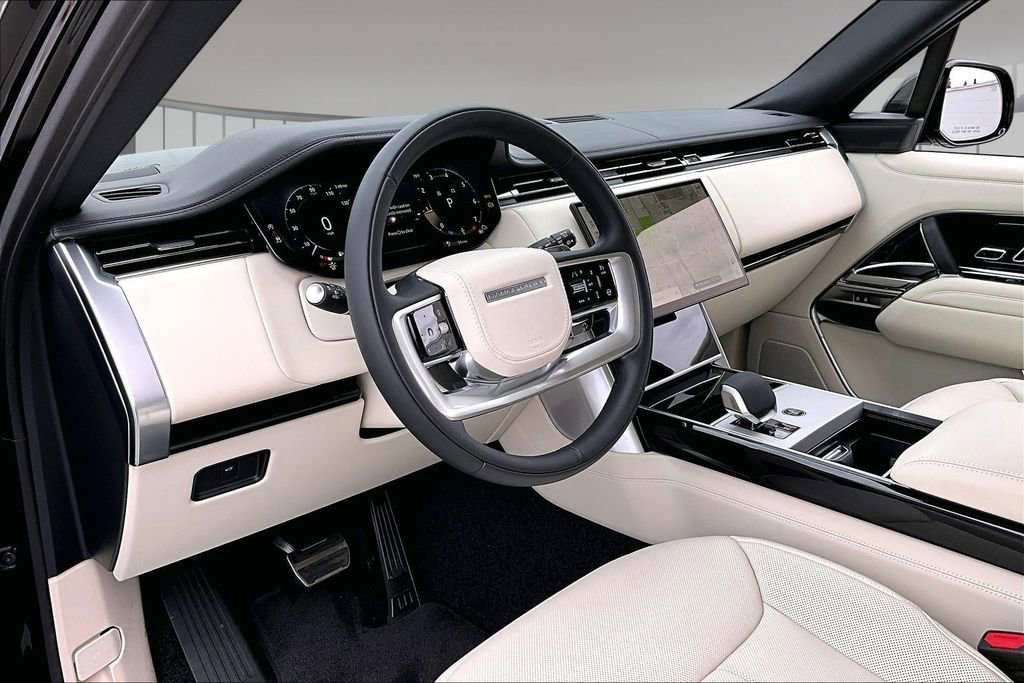 New 2025 Land Rover Range Rover SE AWD/4WD image 7