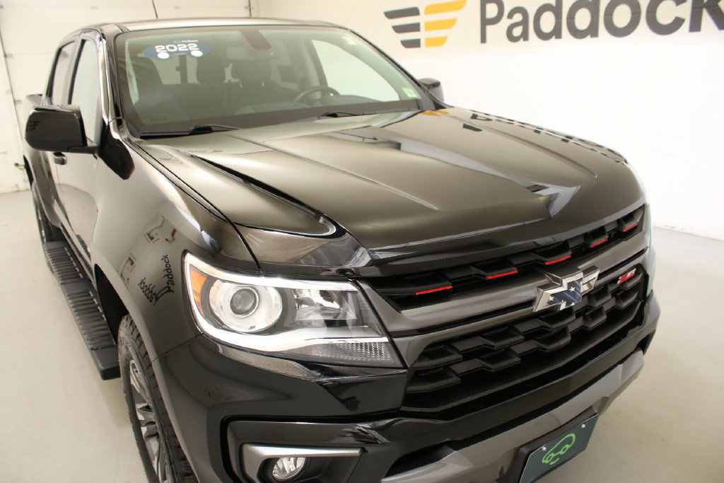 Used 2022 Chevrolet Colorado Z71 AWD/4WD image 10