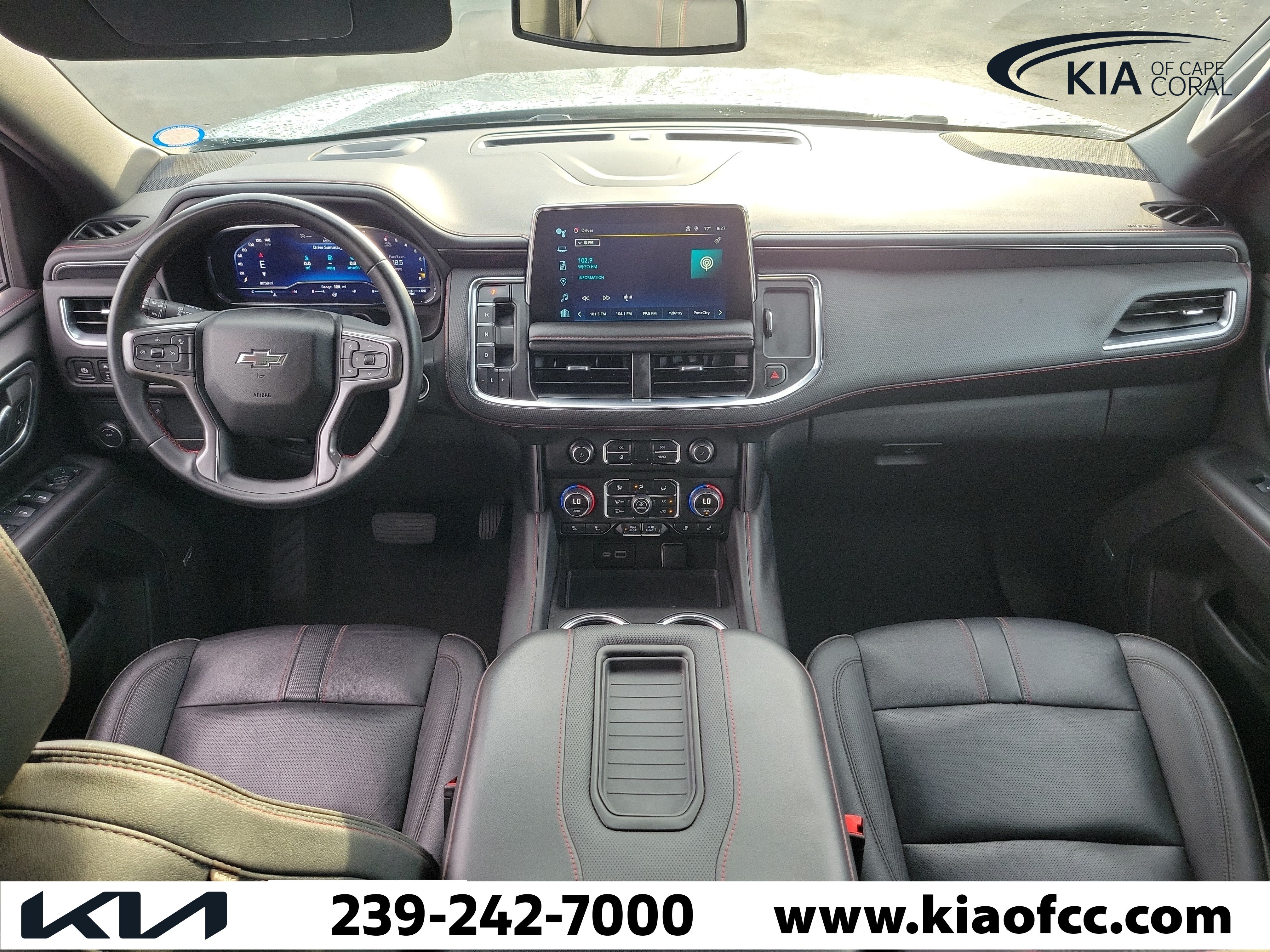 Used 2024 Chevrolet Suburban RST RWD image 17