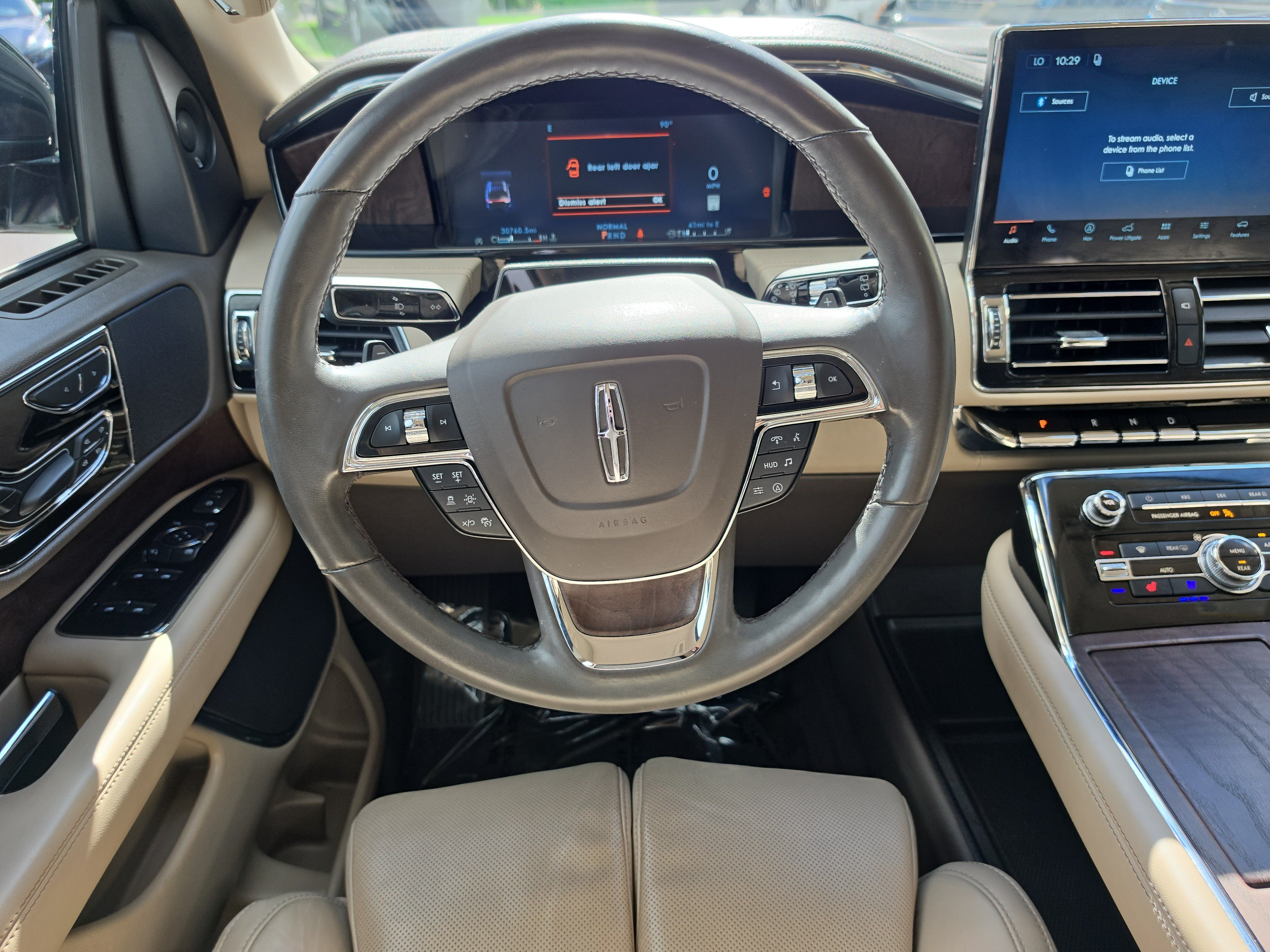 Used 2024 Lincoln Navigator Reserve AWD/4WD image 14