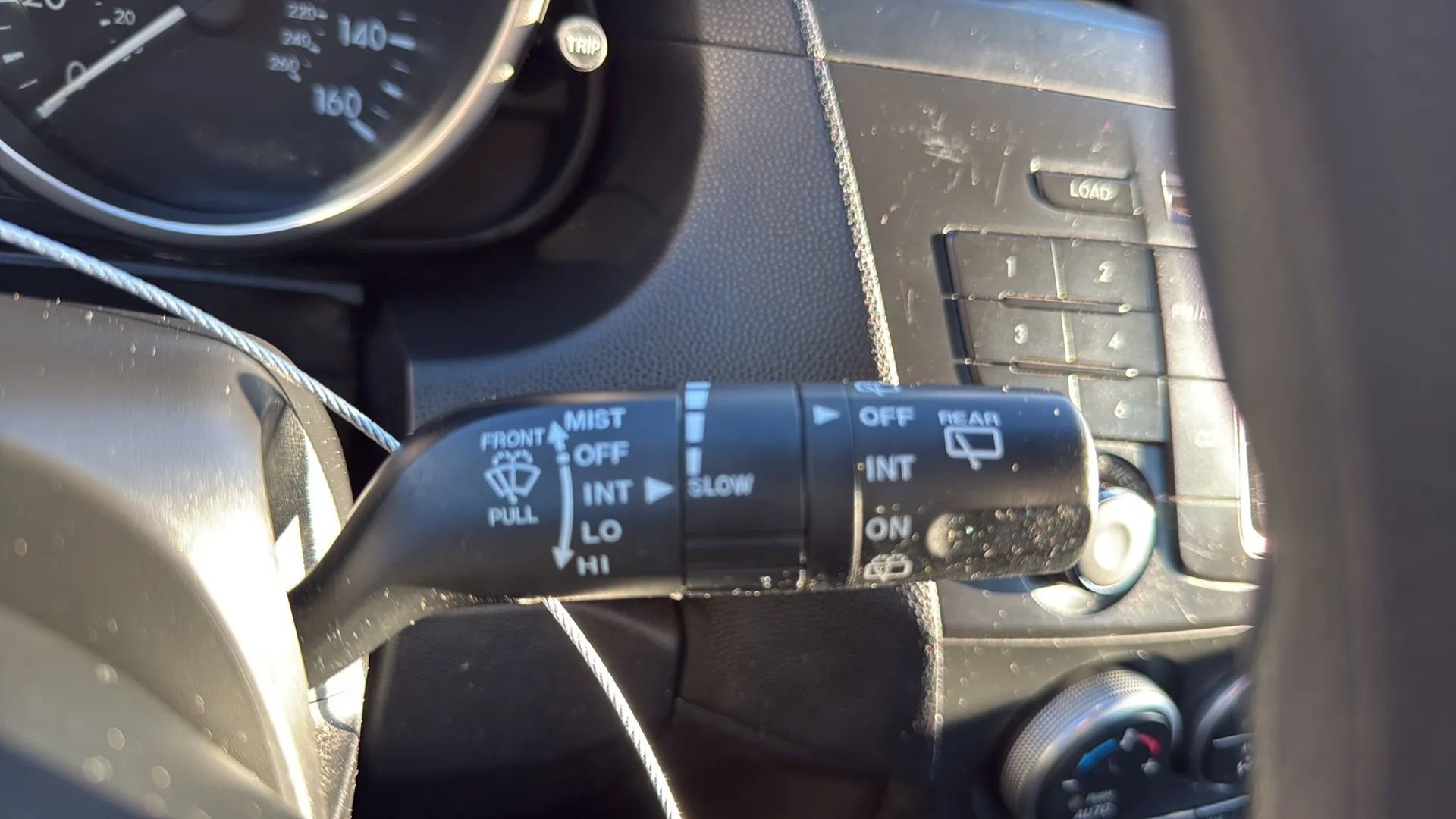 Used 2014 MAZDA MAZDA5 Sport image 13