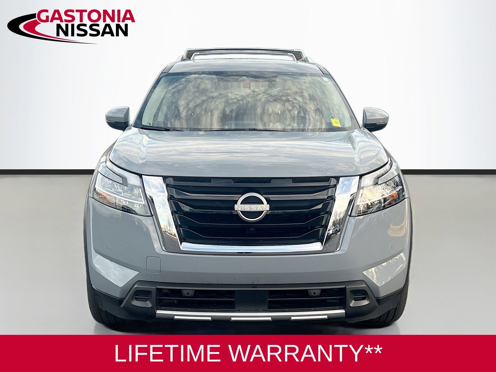 Used 2024 Nissan Pathfinder Platinum w/ Cargo Package video 2