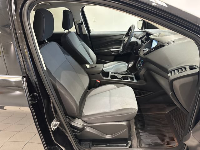 Used 2019 Ford Escape SE FWD image 6