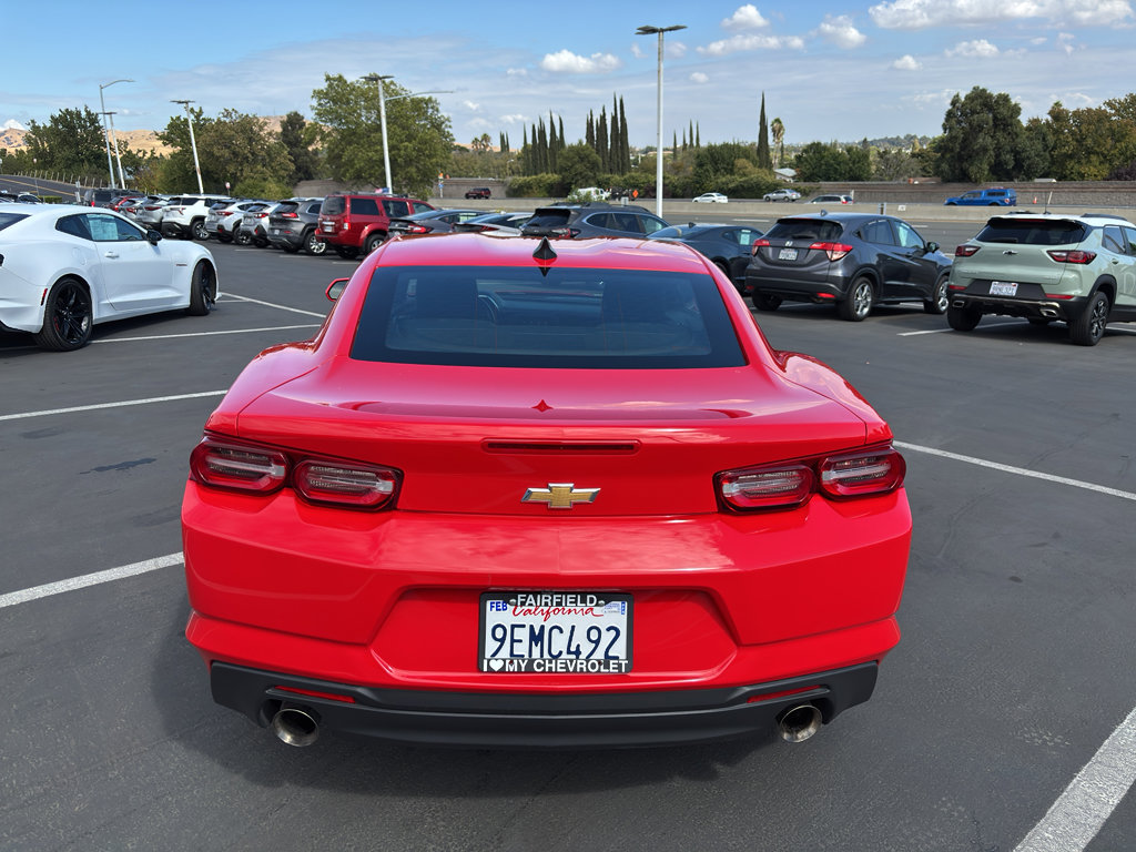 Used 2023 Chevrolet Camaro LT image 3