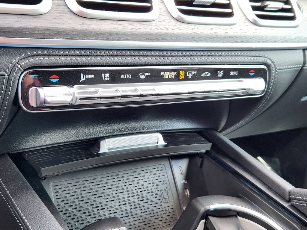 New 2026 Mercedes-Benz GLS 580 4MATIC image 19
