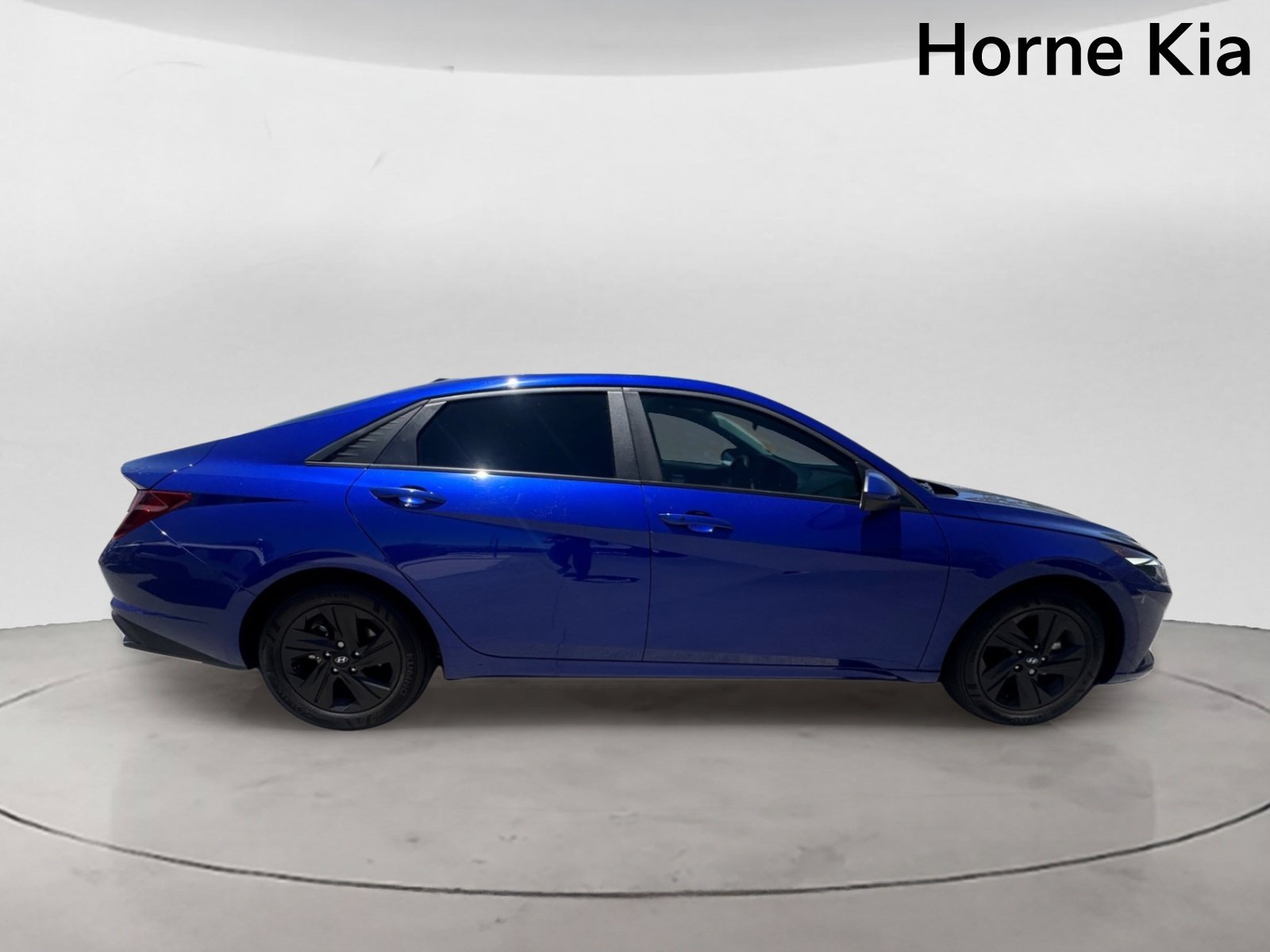 Used 2023 Hyundai Elantra SEL FWD image 3