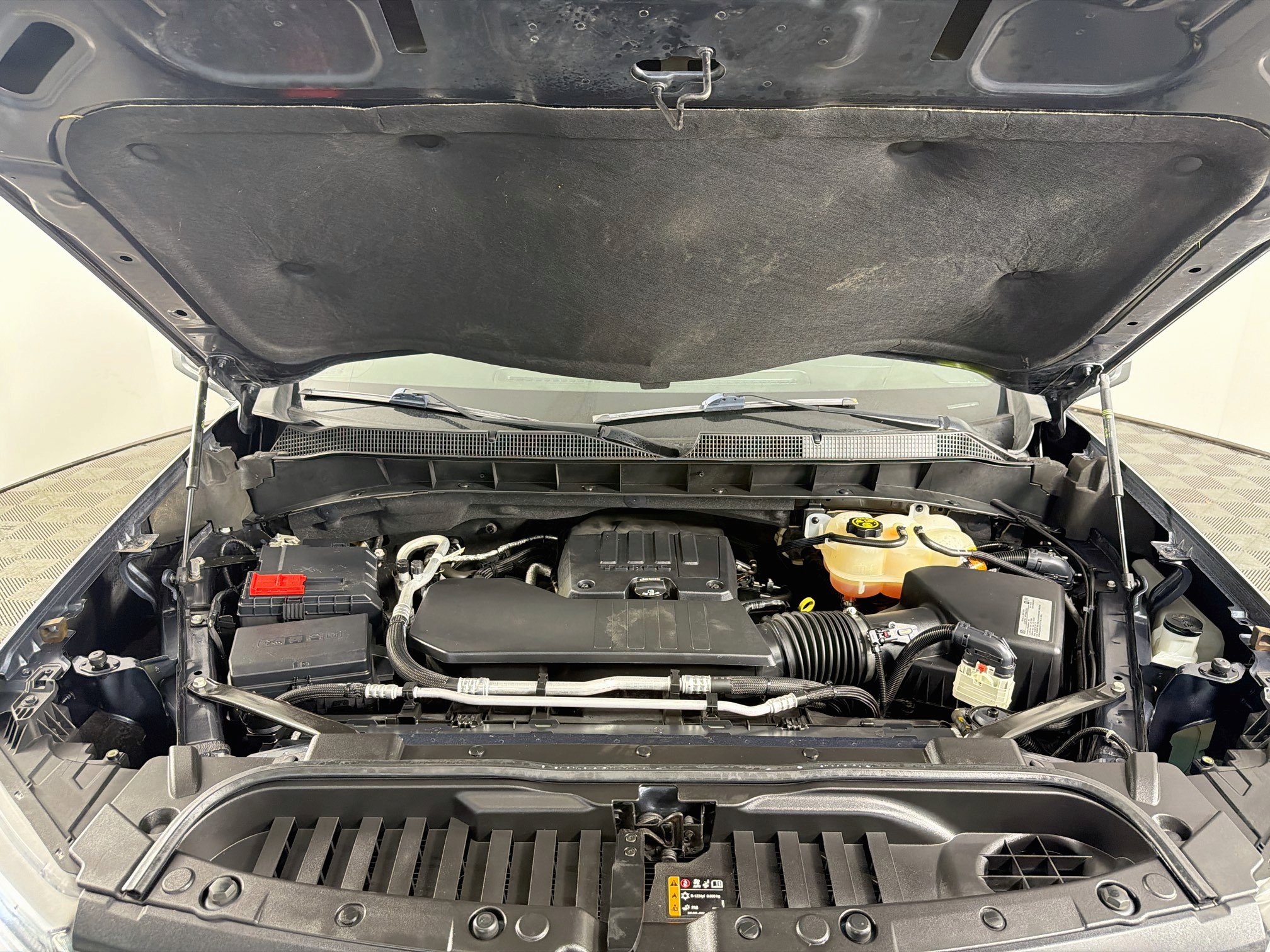 Used 2021 Chevrolet Silverado 1500 LT AWD/4WD image 33