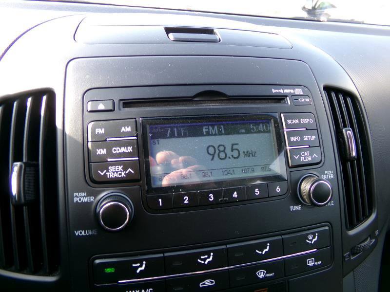 Used 2012 Hyundai Elantra GLS image 13