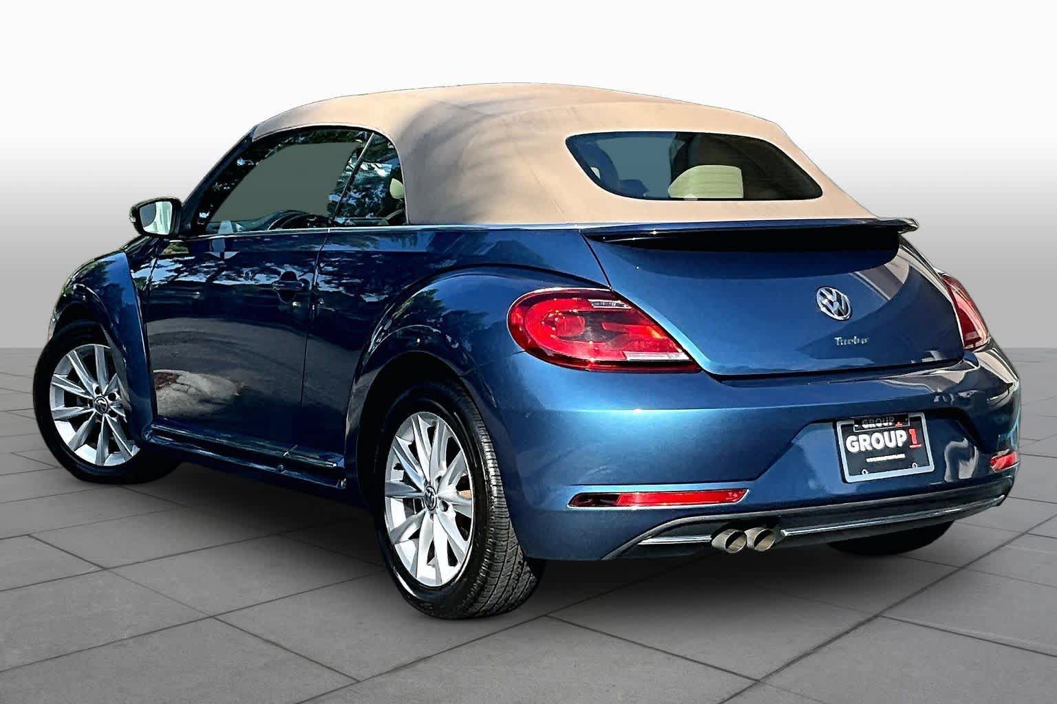 Used 2019 Volkswagen Beetle 2.0T SE FWD image 11