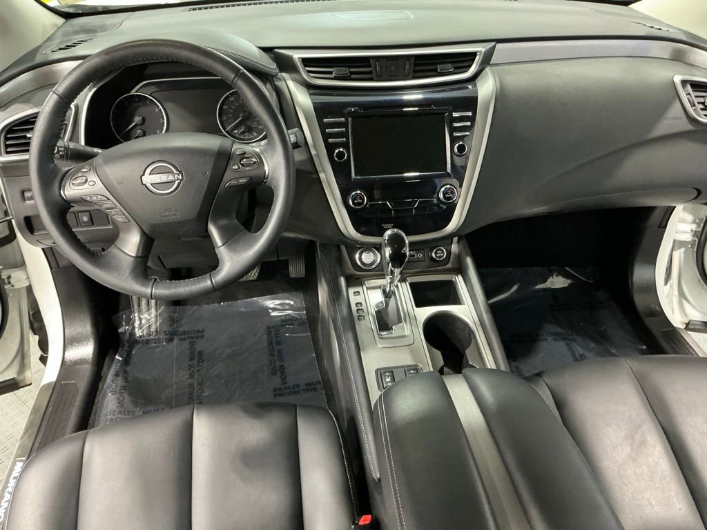 Used 2023 Nissan Murano SV w/ SV Midnight Edition Package image 9