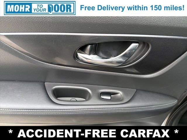 Used 2020 Nissan Rogue SV image 31