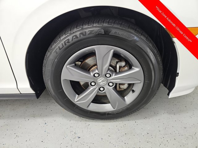 Used 2024 Honda Odyssey EX image 8