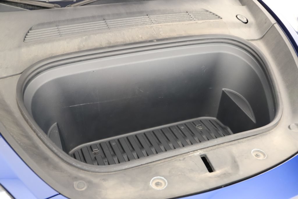 Used 2021 Tesla Model Y Long Range AWD/4WD image 28