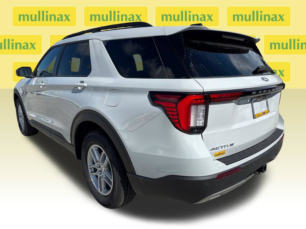 New 2027 Ford Explorer Active w/ Active Comfort Package RWD image 4