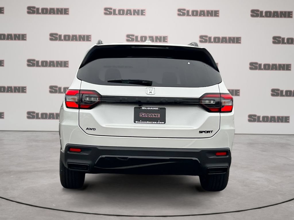 New 2026 Honda Pilot Sport image 4