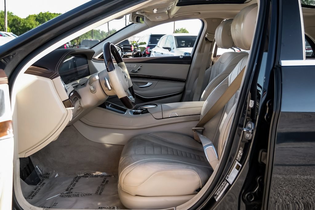 Used 2019 Mercedes-Benz S 560 Sedan image 36