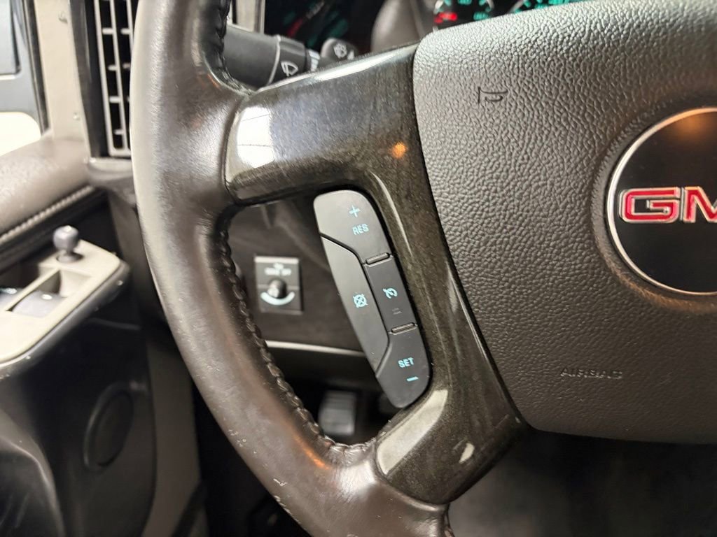 Used 2015 GMC Savana 2500 Extended RWD image 22