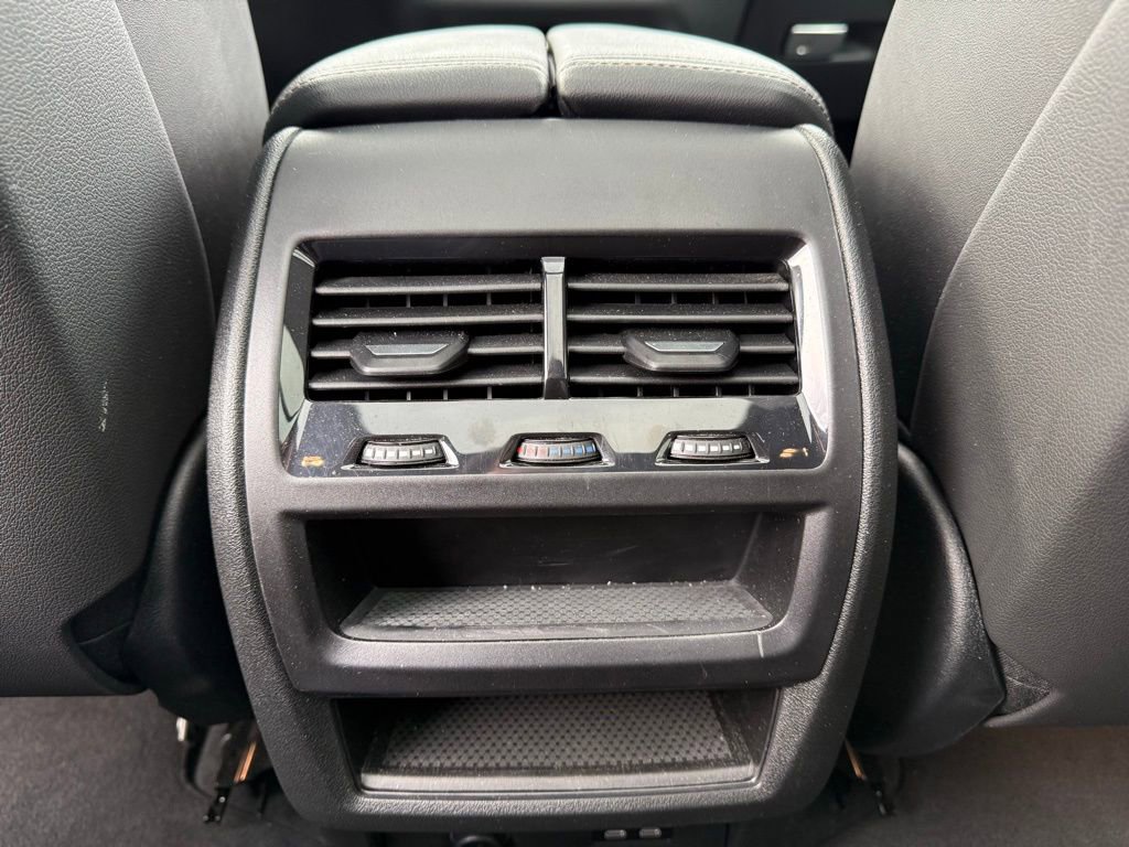 Used 2024 BMW X5 xDrive40i w/ Parking Assistance Package image 17