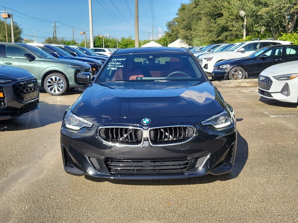Used 2024 BMW 230i Coupe w/ Convenience Package RWD image 2