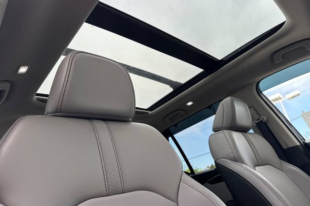 Used 2025 Honda Pilot Touring image 20