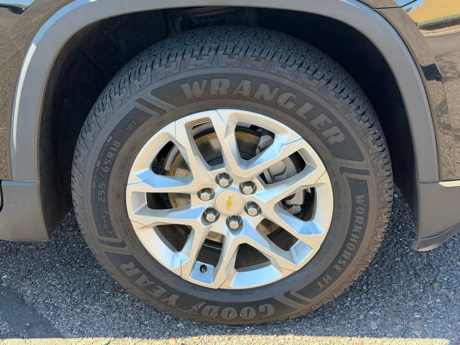 Used 2019 Chevrolet Traverse LT FWD image 8
