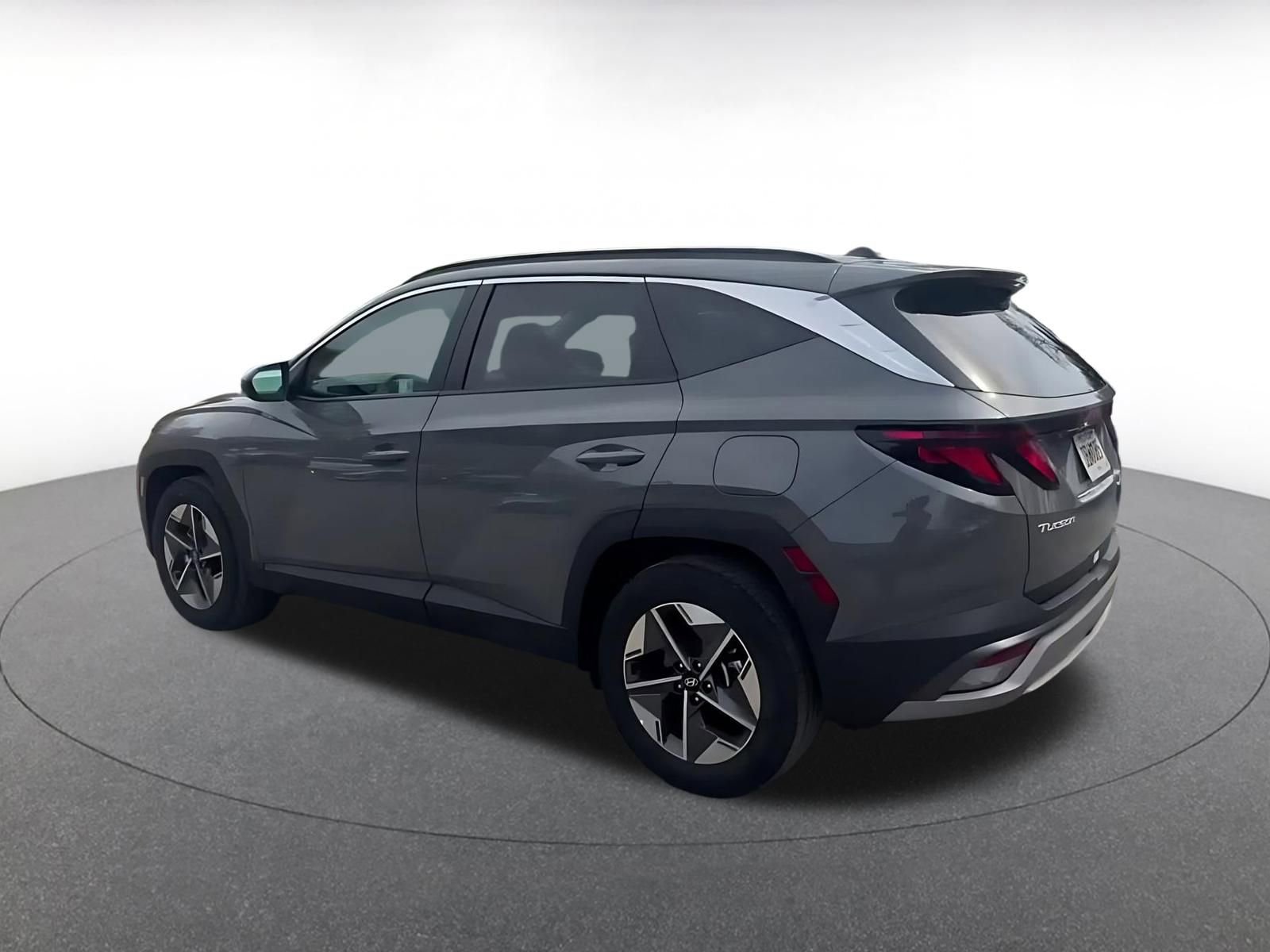 Used 2025 Hyundai Tucson SEL FWD image 10